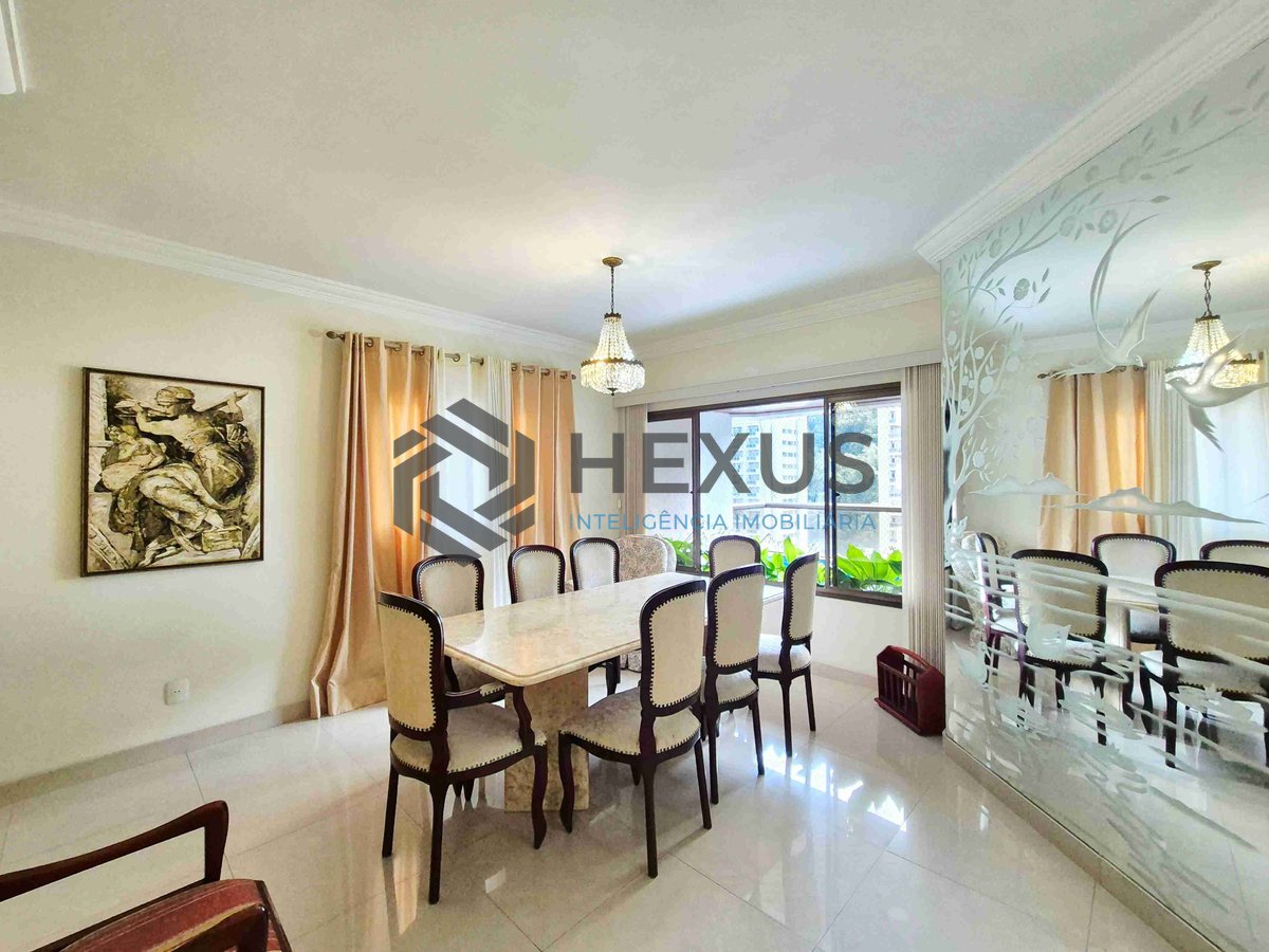 Foto 11 de Apartamento reformado com piscina e churrasqueira na varanda na Praia das Pitangueiras, Guaruja