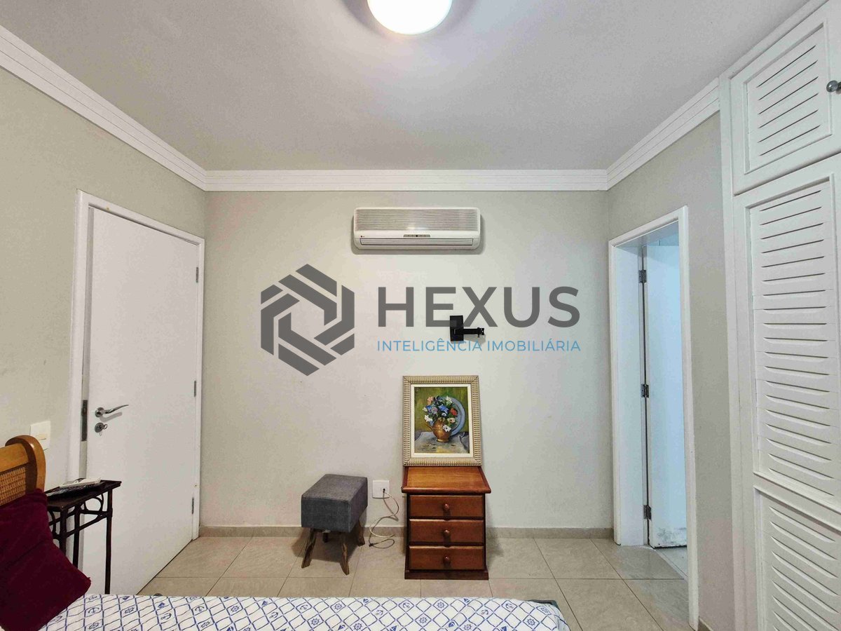 Foto 27 de Apartamento com varanda e lazer na Praia das Pitangueiras, Guaruja