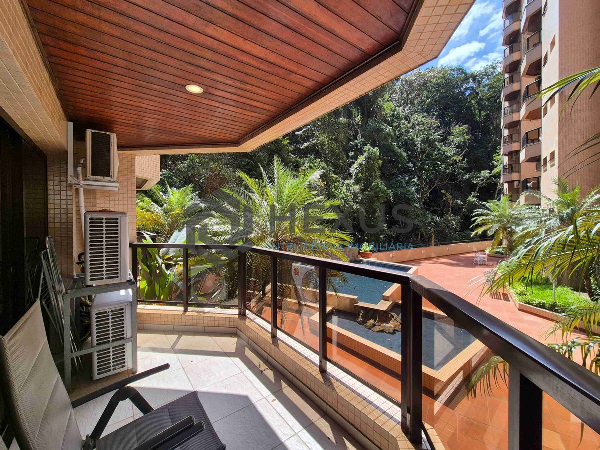 Foto 5 de Apartamento com varanda e lazer na Praia das Pitangueiras, Guaruja