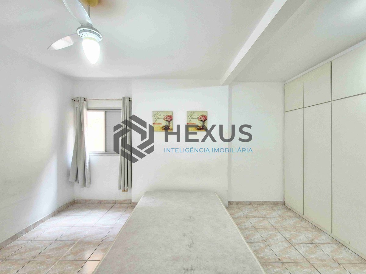 Foto 14 de Apartamento na quadra mar da Praia das Pitangueiras, Guaruja