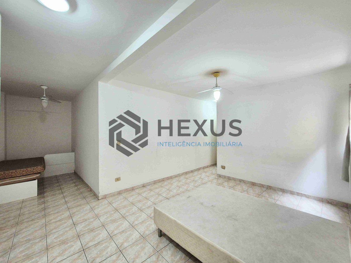 Foto 16 de Apartamento na quadra mar da Praia das Pitangueiras, Guaruja