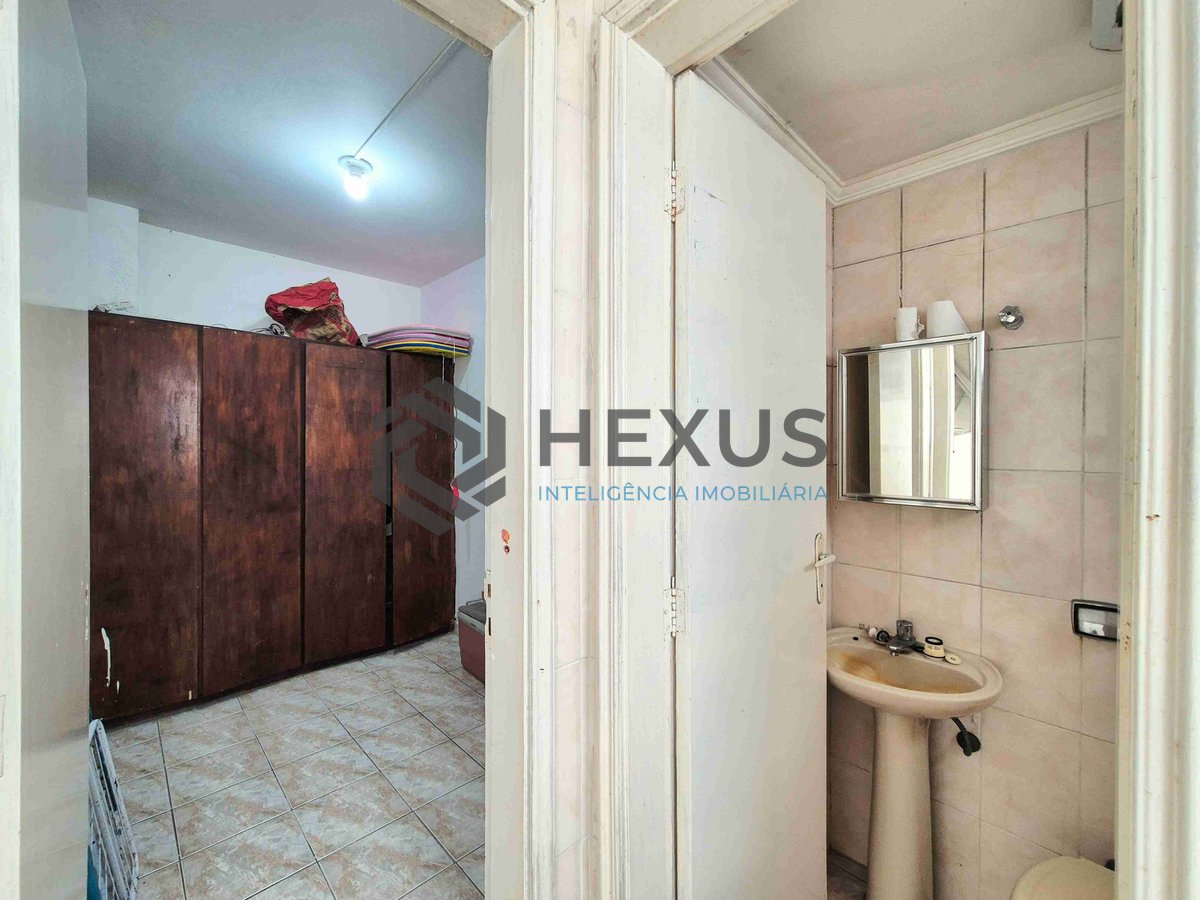 Foto 25 de Apartamento na quadra mar da Praia das Pitangueiras, Guaruja