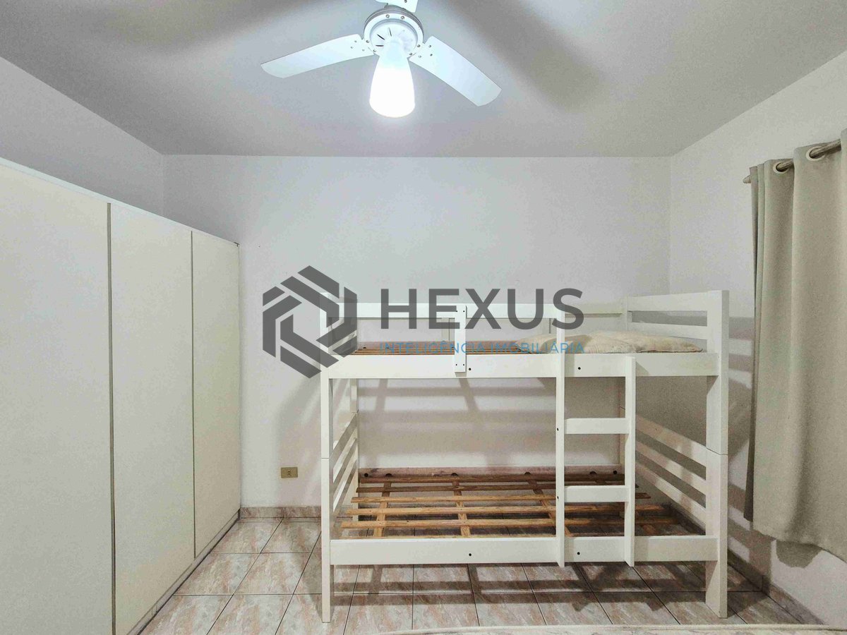 Foto 9 de Apartamento na quadra mar da Praia das Pitangueiras, Guaruja