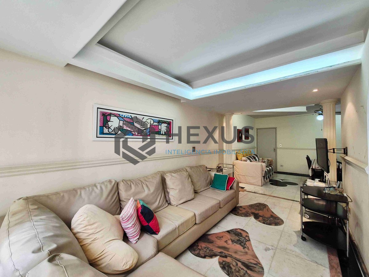 Foto 7 de Apartamento reformado na quadra mar da Praia das Pitangueiras, Guaruja