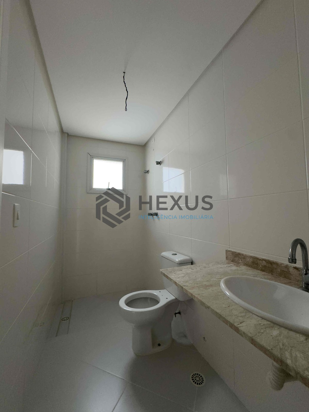 Foto 8 de Apartamento com varanda gourmet e lazer em prédio novo a 1 quadra da Praia das Pitangueiras,Guaruja