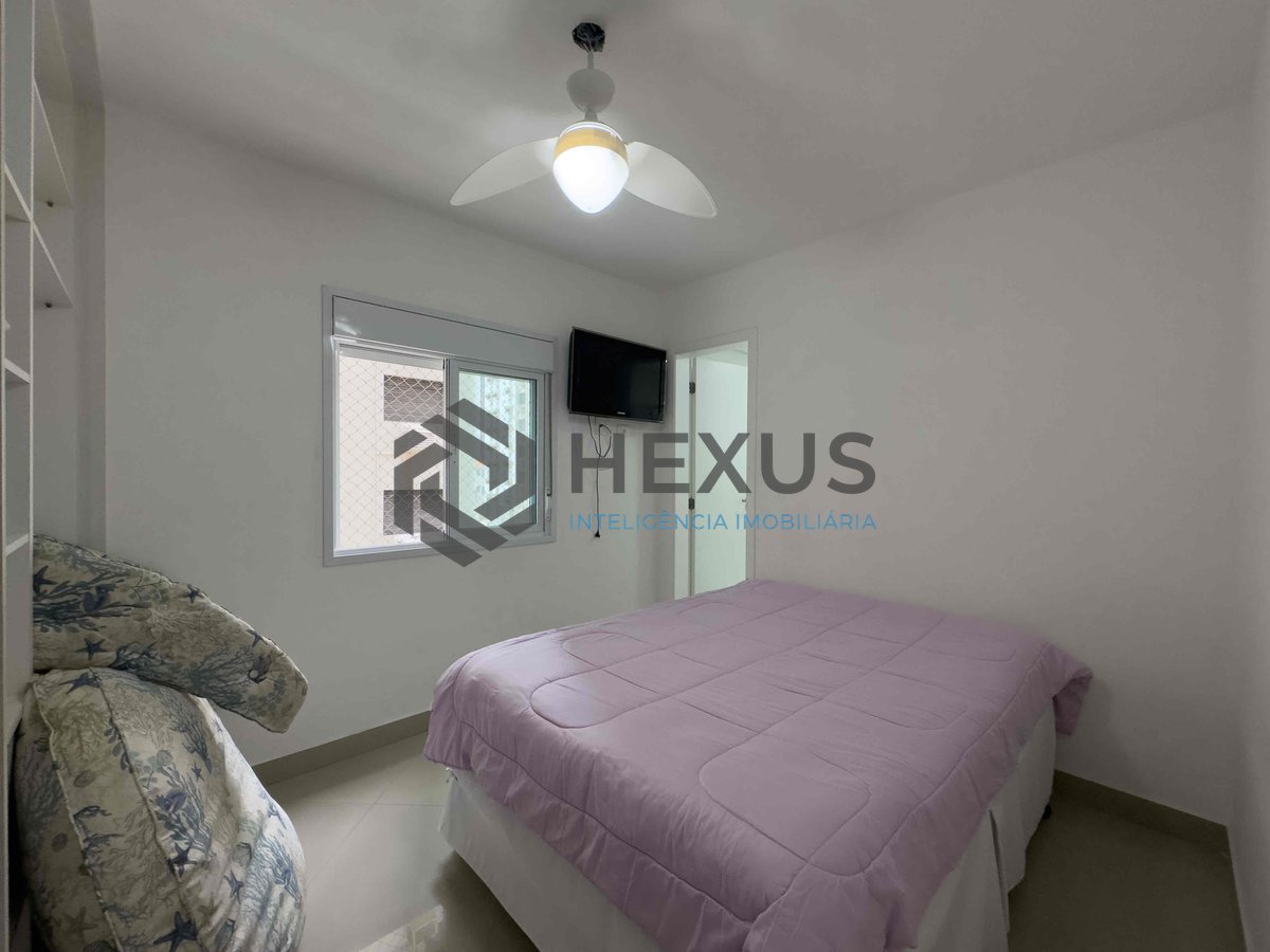 Foto 12 de Apartamento garden reformado com área gourmet e lazer na quadra mar da Praia das Pitangueiras, Guaruja