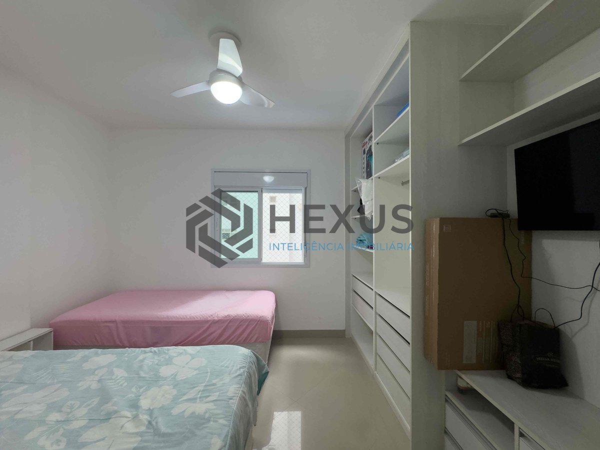 Foto 17 de Apartamento garden reformado com área gourmet e lazer na quadra mar da Praia das Pitangueiras, Guaruja