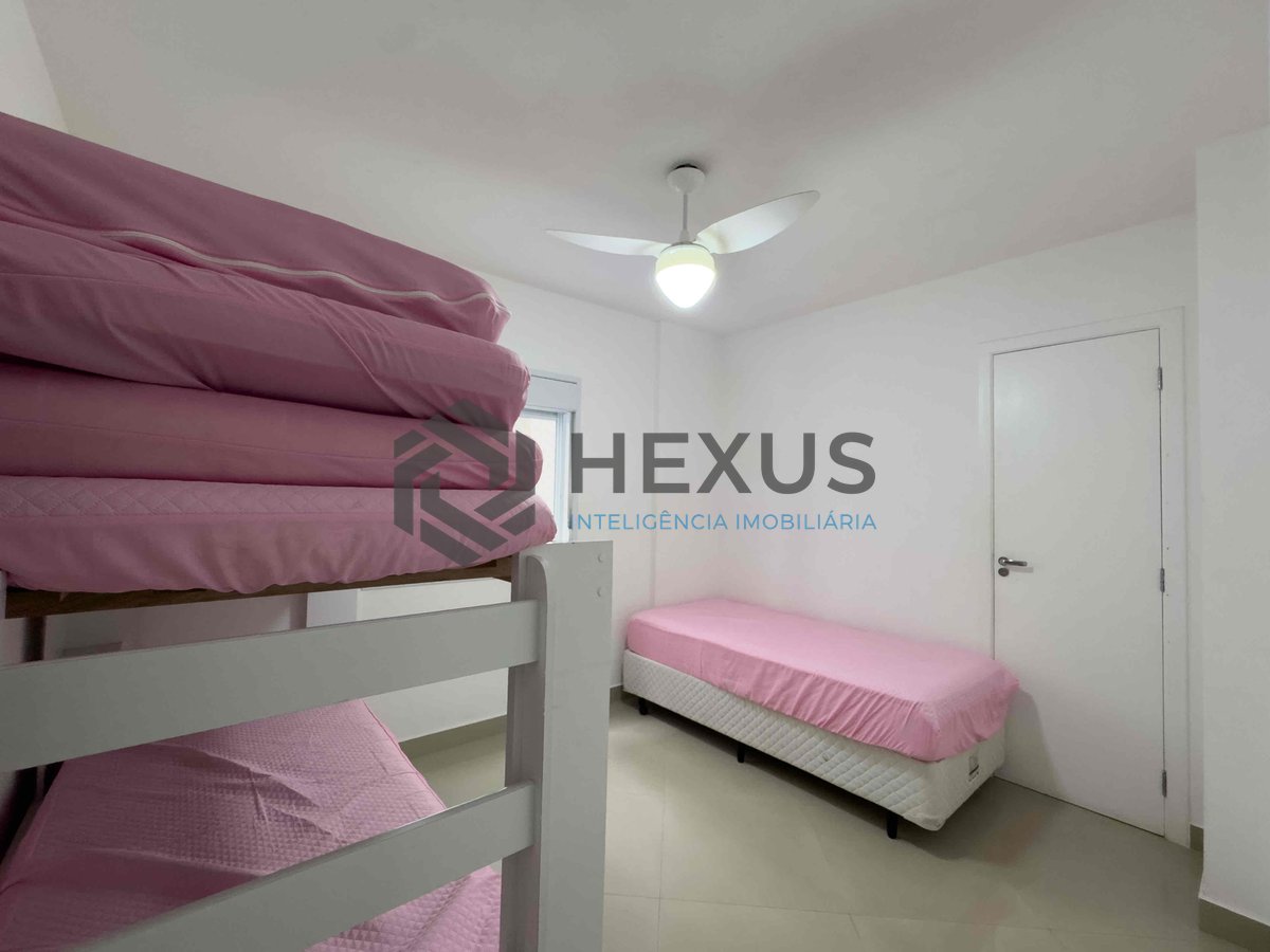 Foto 21 de Apartamento garden reformado com área gourmet e lazer na quadra mar da Praia das Pitangueiras, Guaruja