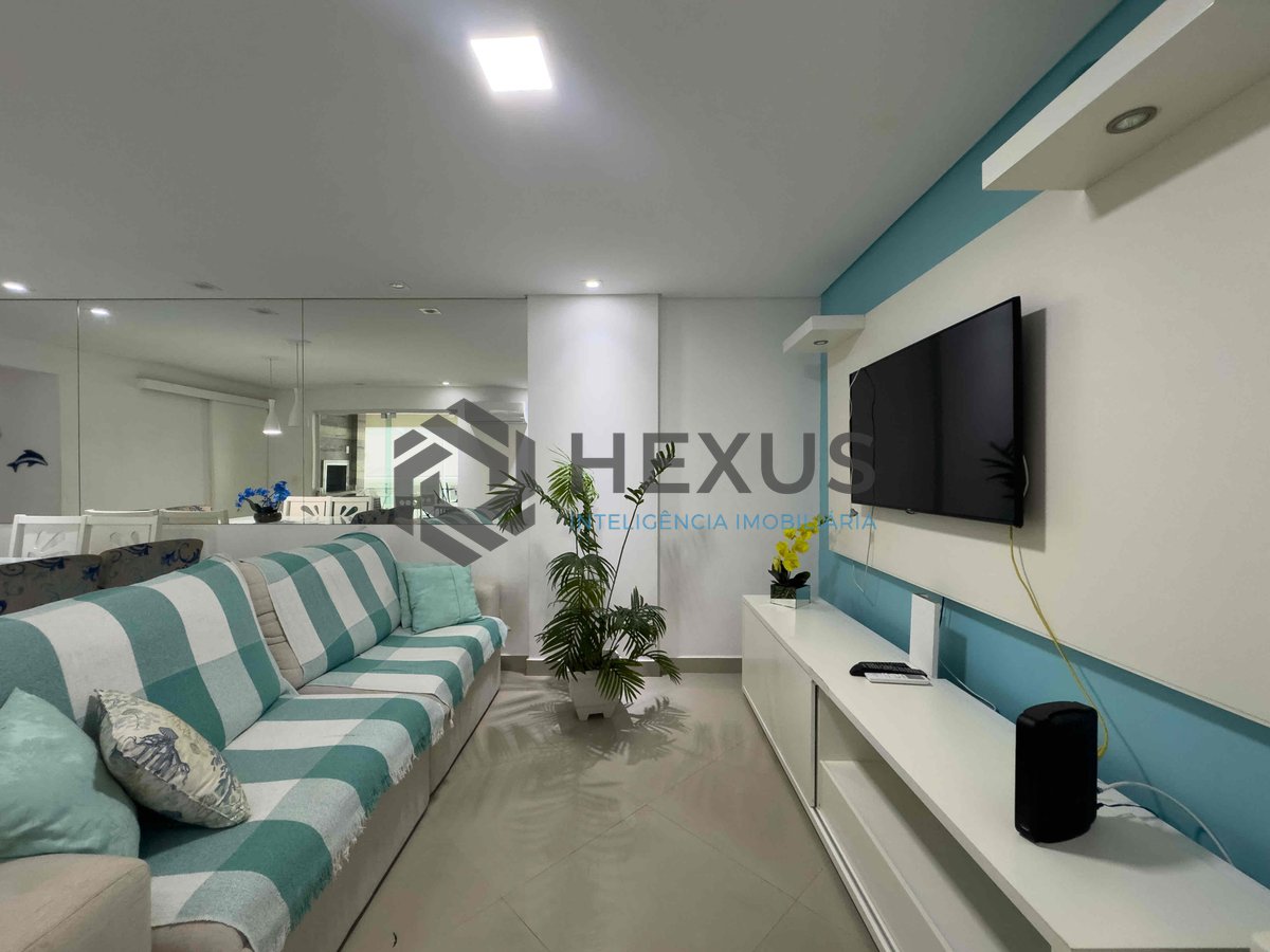 Foto 5 de Apartamento garden reformado com área gourmet e lazer na quadra mar da Praia das Pitangueiras, Guaruja