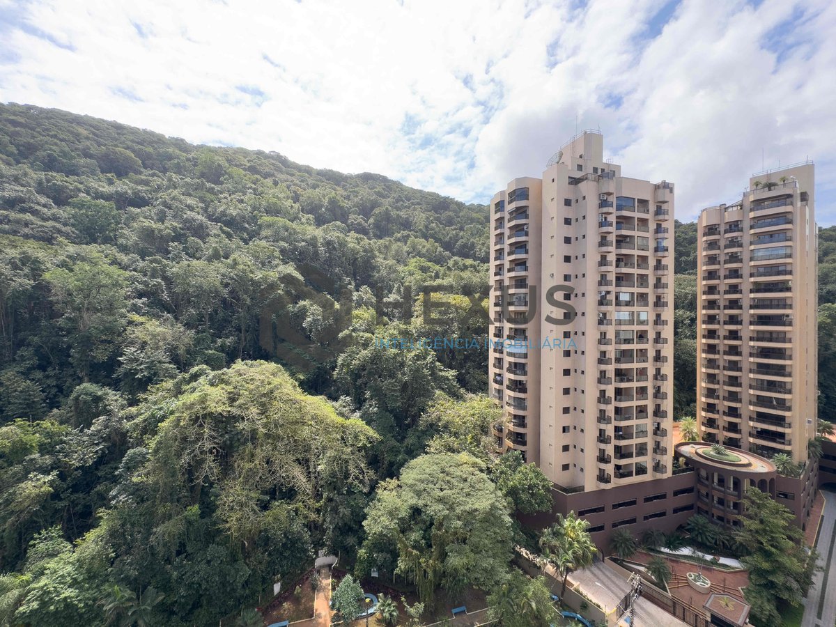 Foto 13 de Apartamento reformado com varanda gourmet e lazer na Praia das Pitangueiras, Guaruja