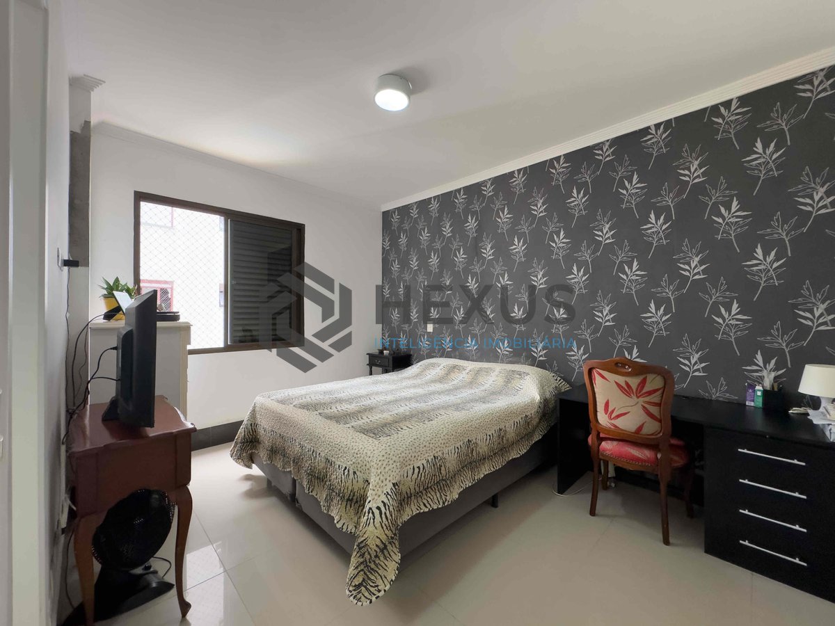 Foto 26 de Apartamento reformado com varanda gourmet e lazer na Praia das Pitangueiras, Guaruja