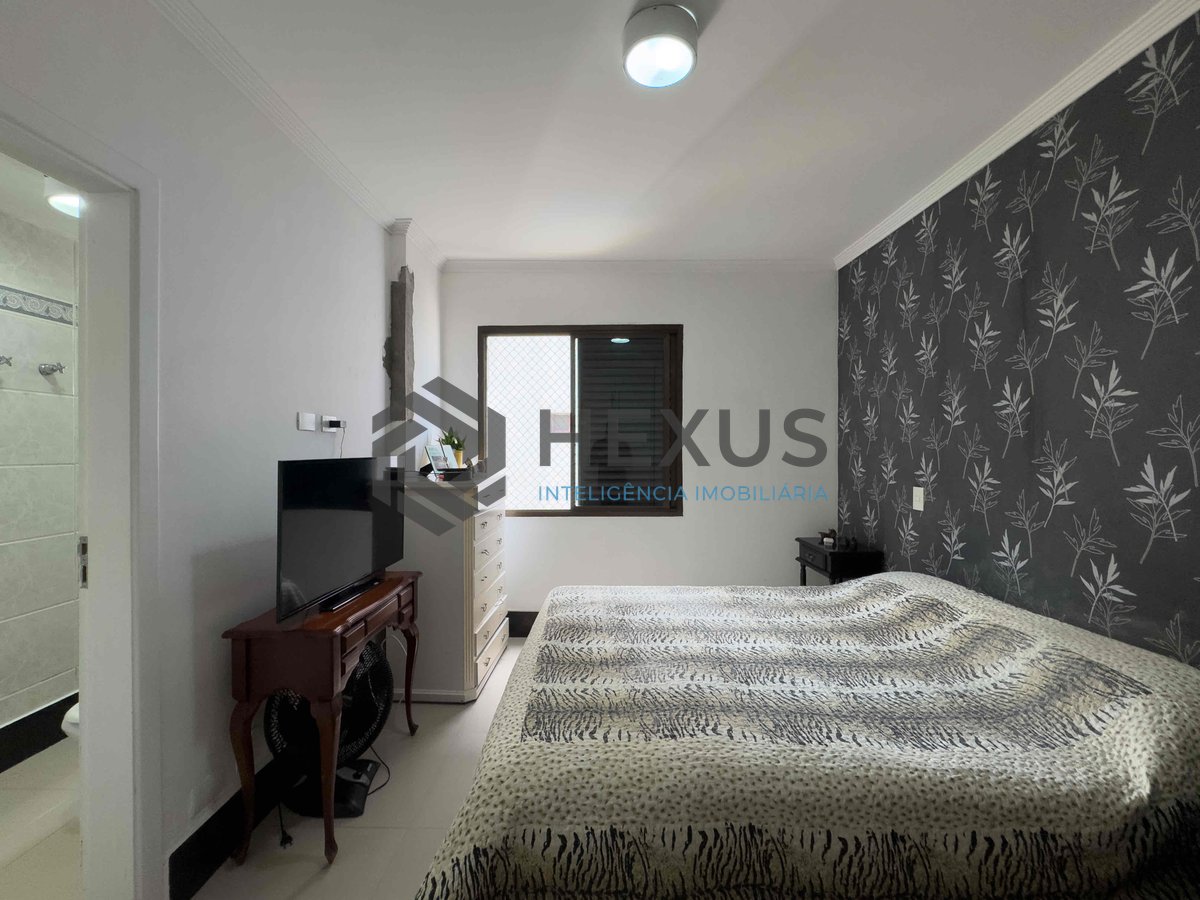 Foto 27 de Apartamento reformado com varanda gourmet e lazer na Praia das Pitangueiras, Guaruja