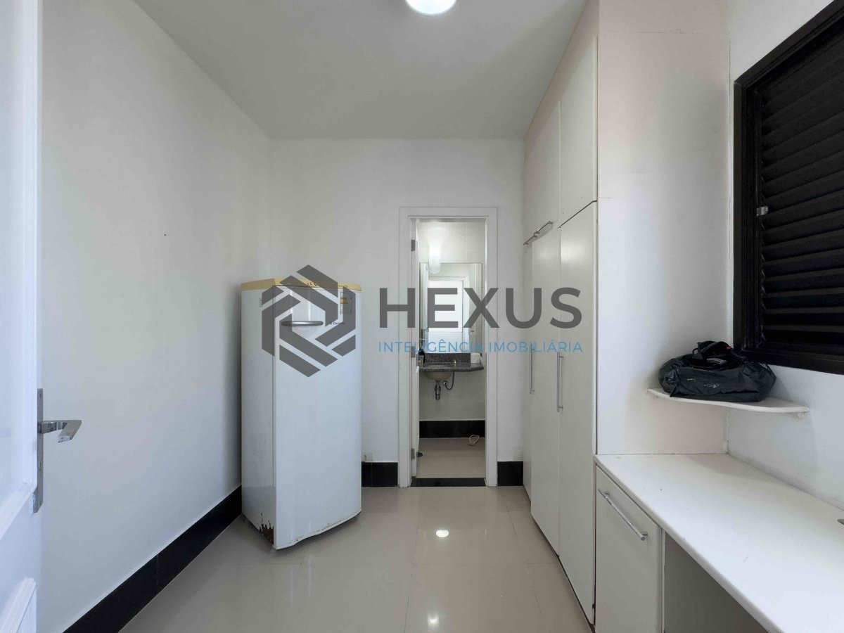 Foto 37 de Apartamento reformado com varanda gourmet e lazer na Praia das Pitangueiras, Guaruja