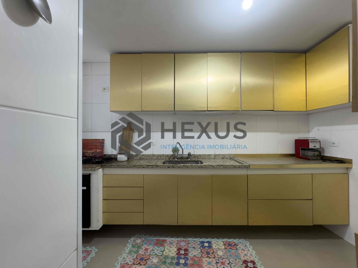 Foto 16 de Apartamento com varanda gourmet e lazer na quadra mar da Praia das Pitangueiras, Guaruja