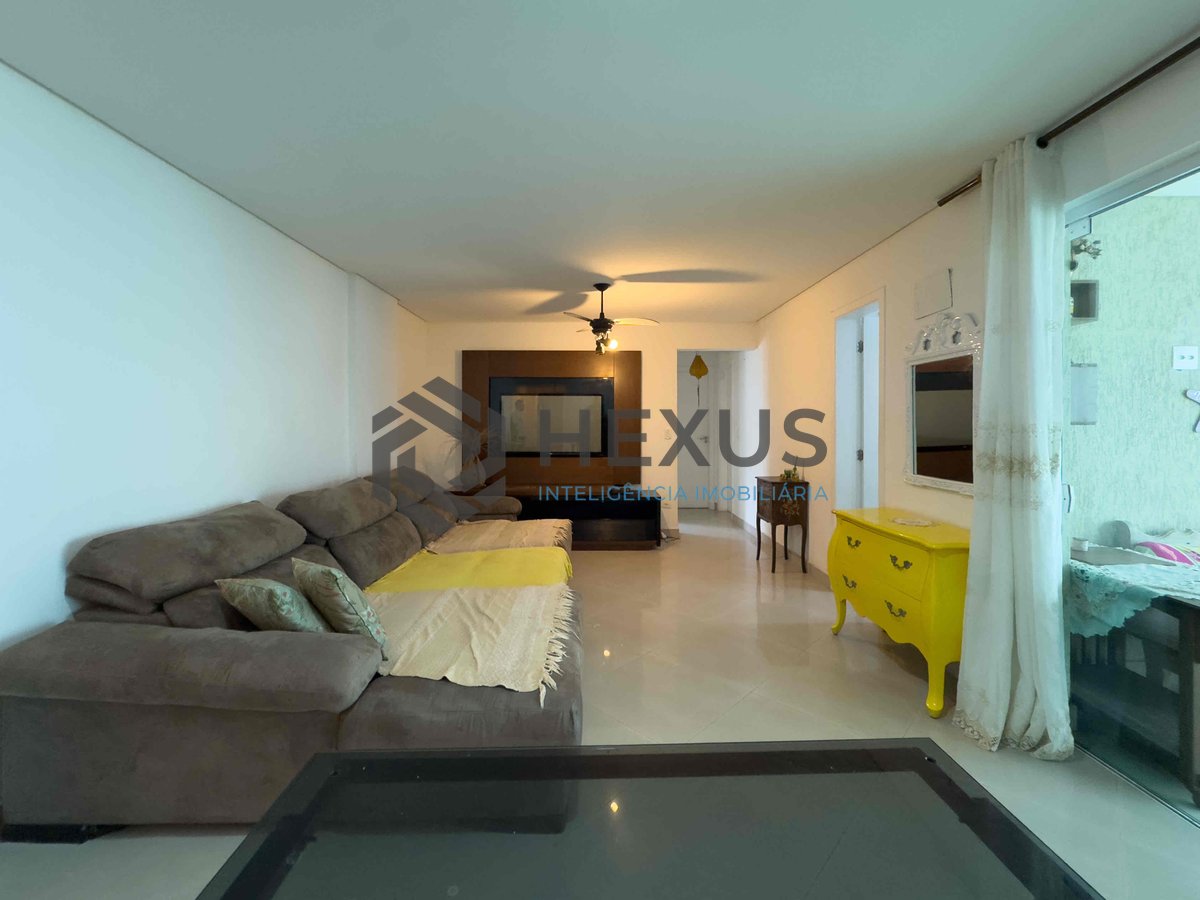 Foto 3 de Apartamento com varanda gourmet e lazer na quadra mar da Praia das Pitangueiras, Guaruja