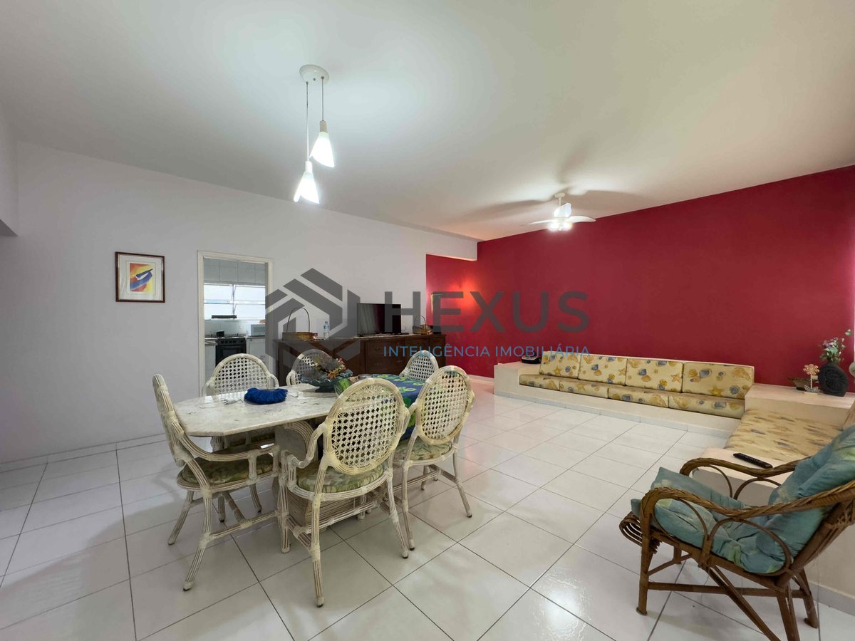 Foto 3 de Apartamento com vista livre na quadra mar da Praia das Pitangueiras, Guaruja