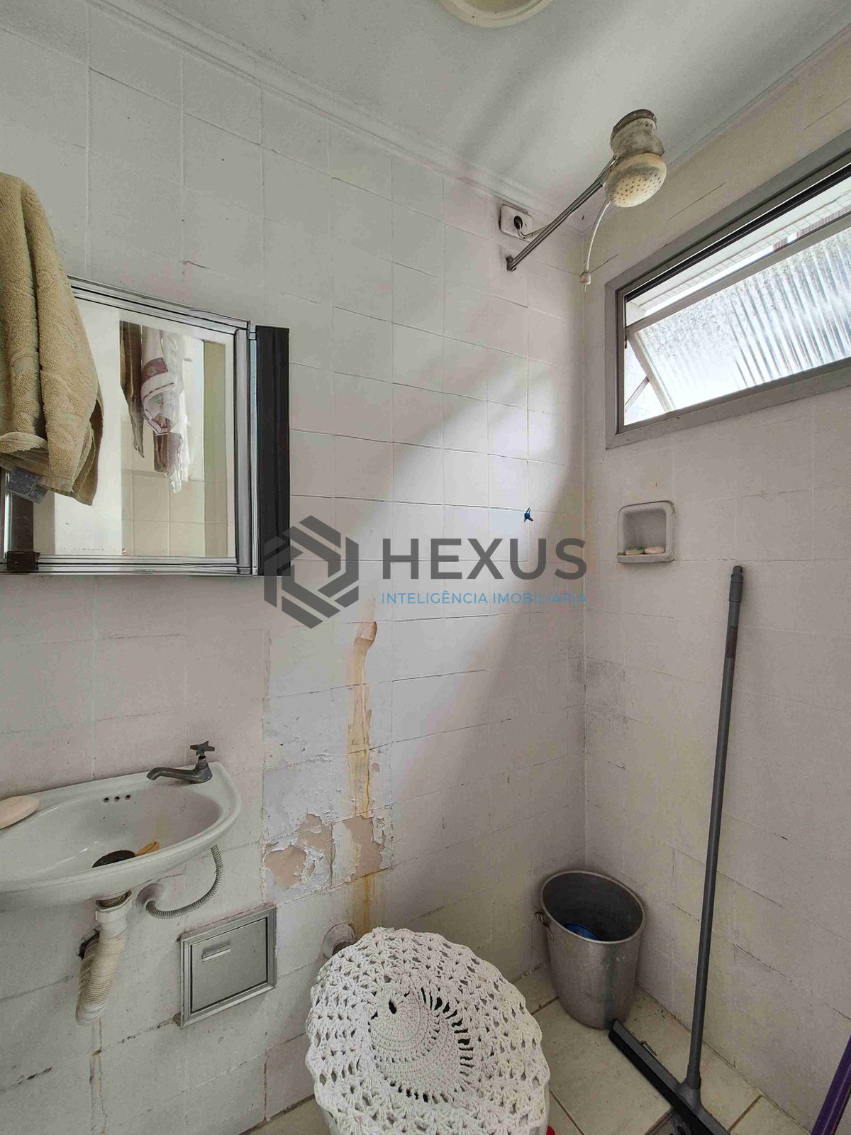 Foto 31 de Apartamento reformado na quadra mar da Praia das Pitangueiras, Guaruja
