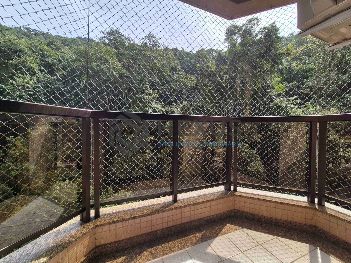 Foto 19 de Apartamento com varanda e lazer na Praia das Pitangueiras, Guaruja