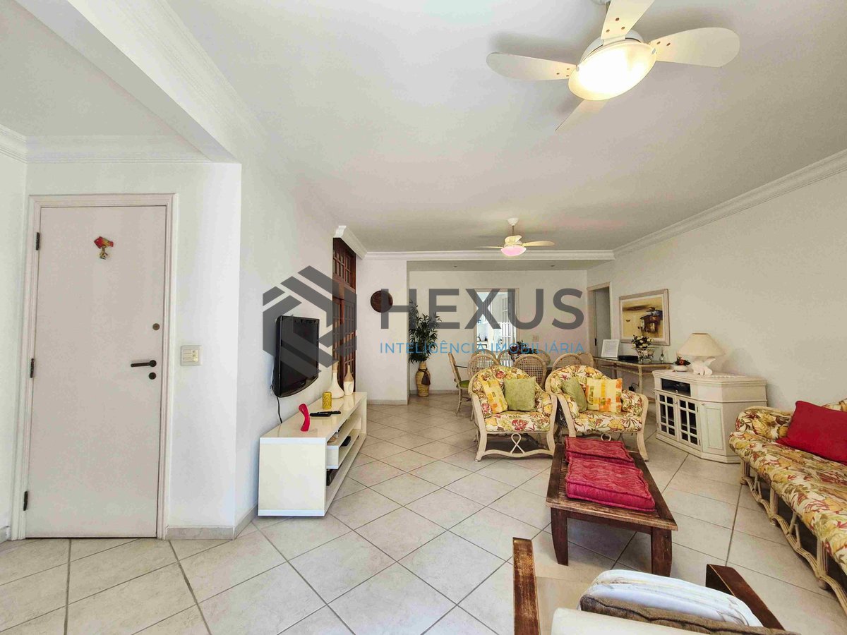 Foto 11 de Apartamento com varanda e lazer na Praia das Pitangueiras, Guaruja