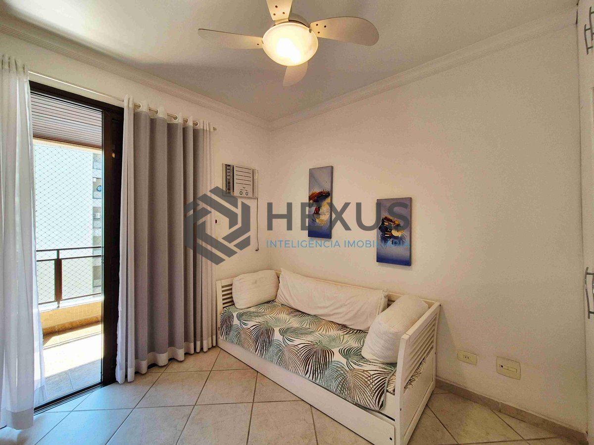 Foto 15 de Apartamento com varanda e lazer na Praia das Pitangueiras, Guaruja