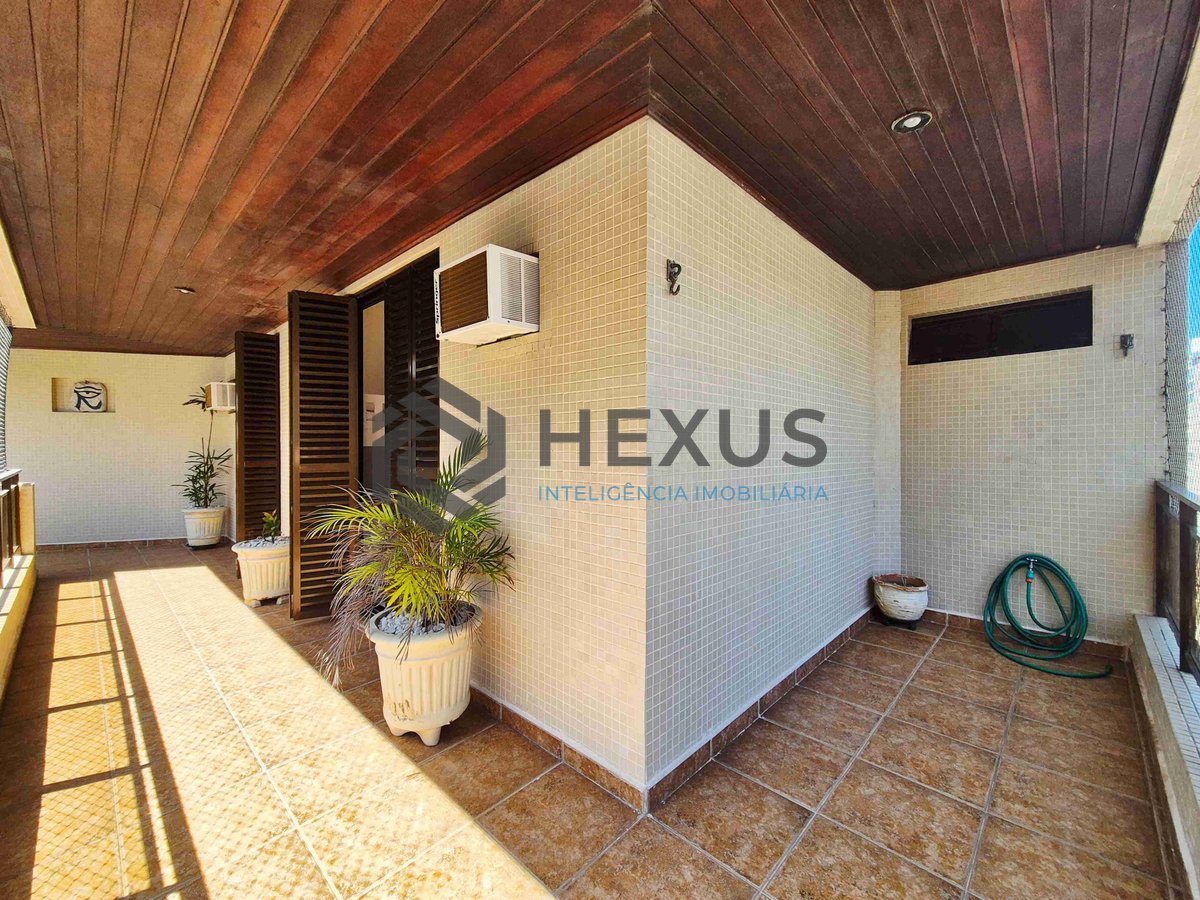 Foto 22 de Apartamento com varanda e lazer na Praia das Pitangueiras, Guaruja