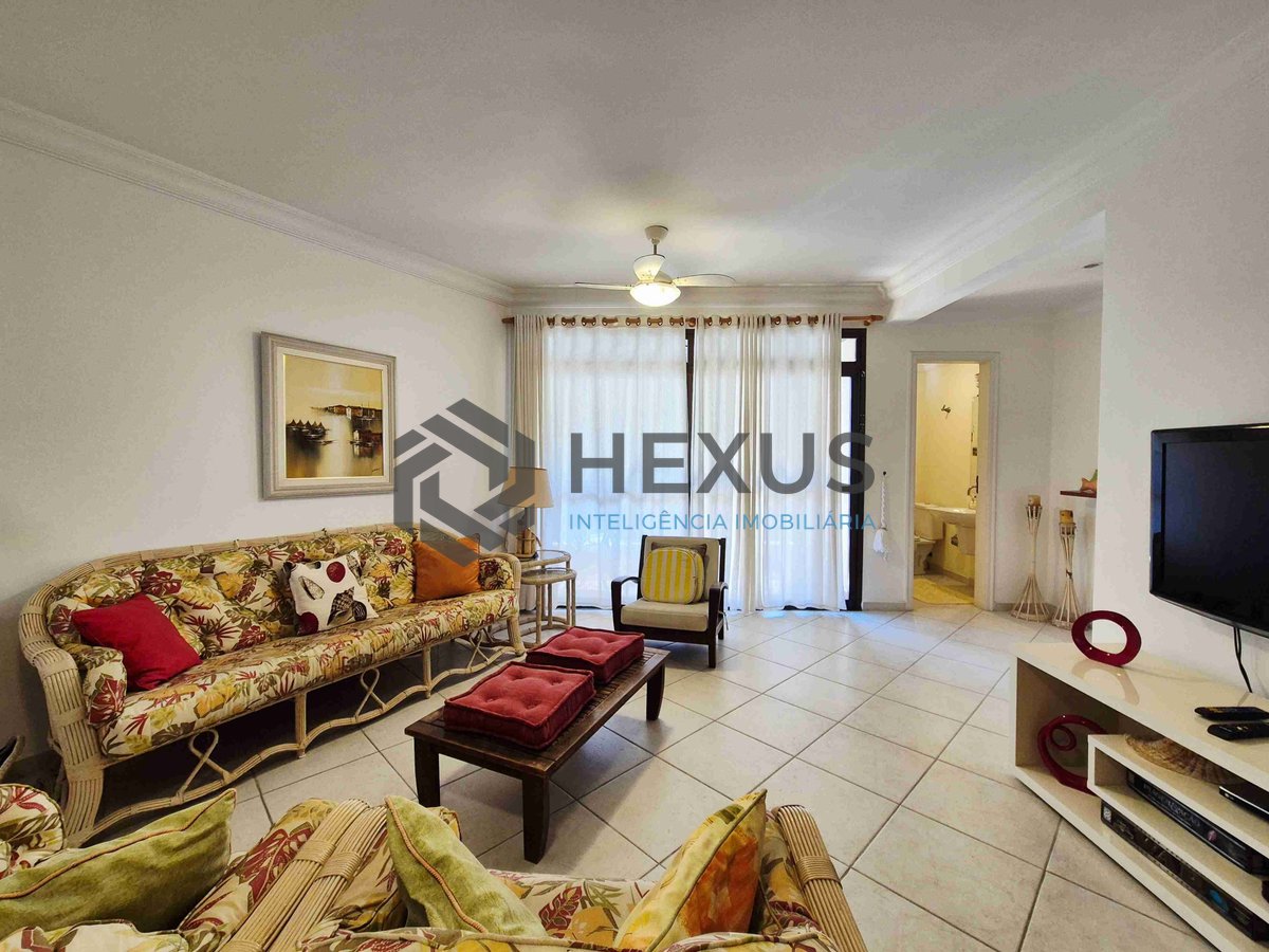 Foto 5 de Apartamento com varanda e lazer na Praia das Pitangueiras, Guaruja