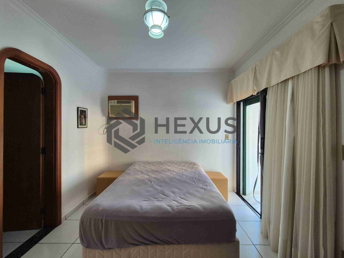 Foto 11 de Apartamento com varanda e lazer na Praia das Pitangueiras, Guaruja