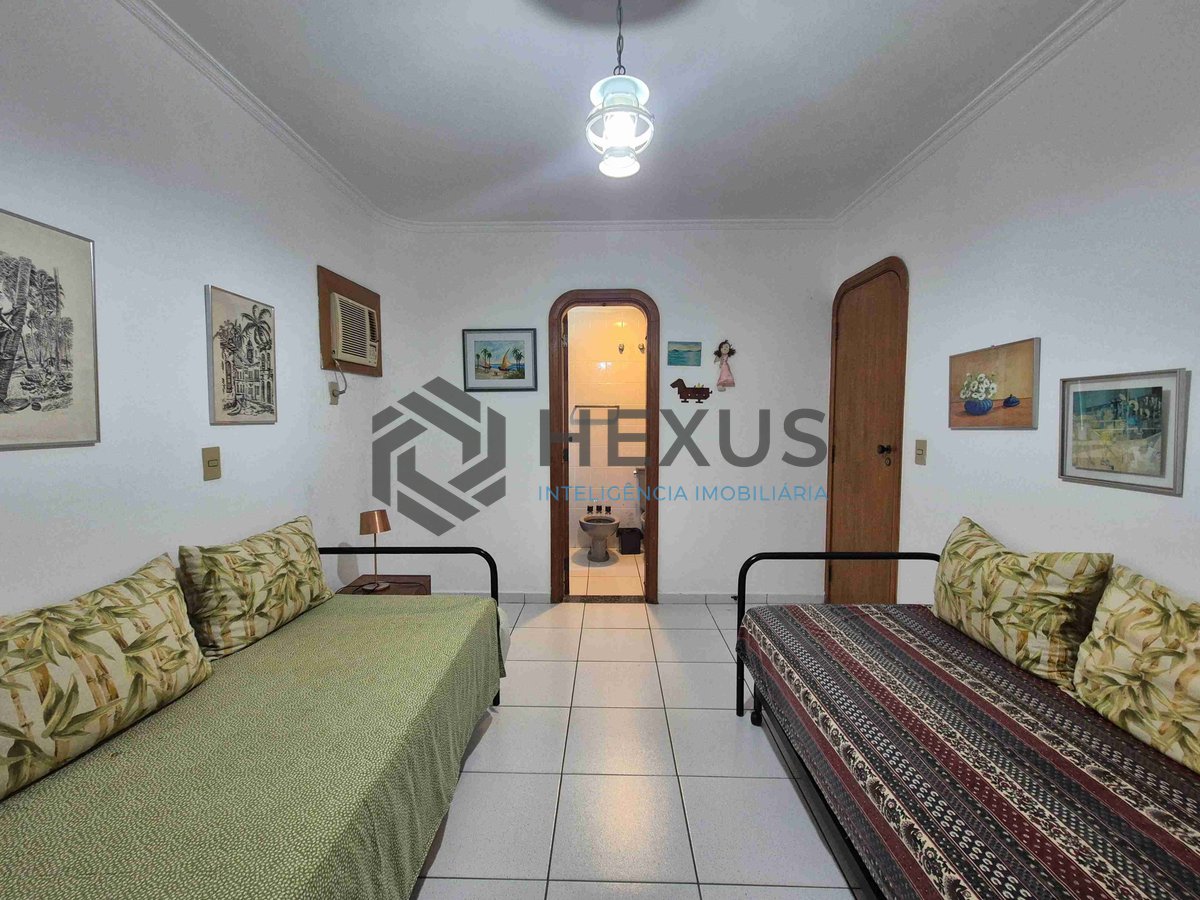 Foto 22 de Apartamento com varanda e lazer na Praia das Pitangueiras, Guaruja