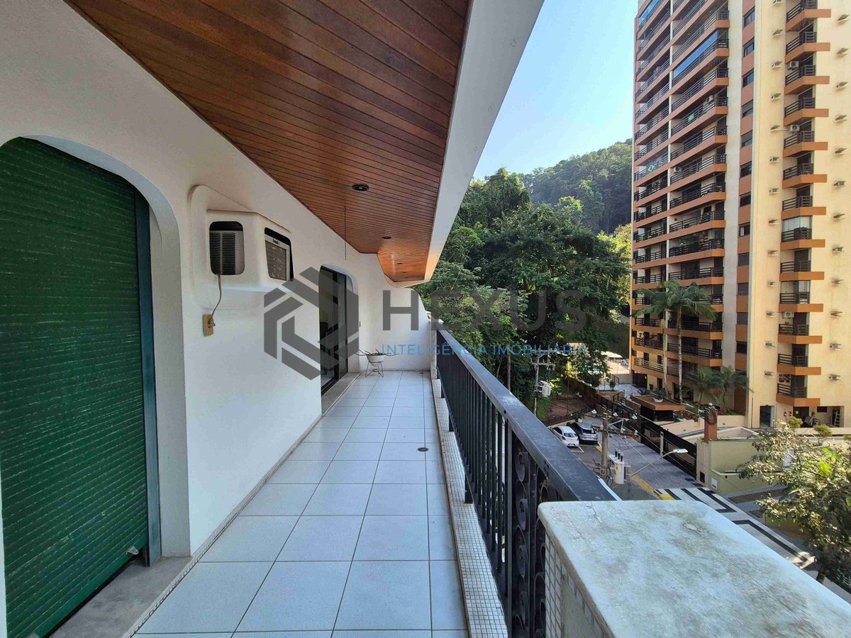 Foto 28 de Apartamento com varanda e lazer na Praia das Pitangueiras, Guaruja