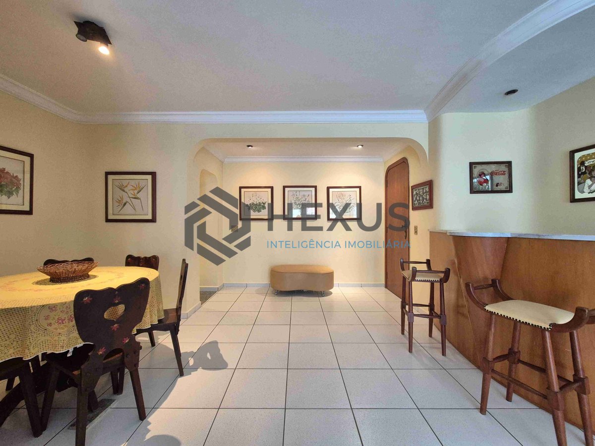Foto 7 de Apartamento com varanda e lazer na Praia das Pitangueiras, Guaruja