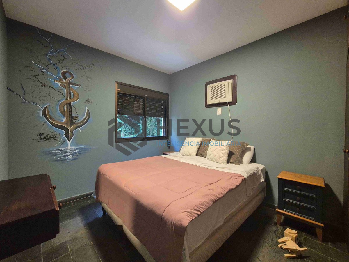 Foto 13 de Apartamento com varanda e lazer na Praia das Pitangueiras, Guaruja