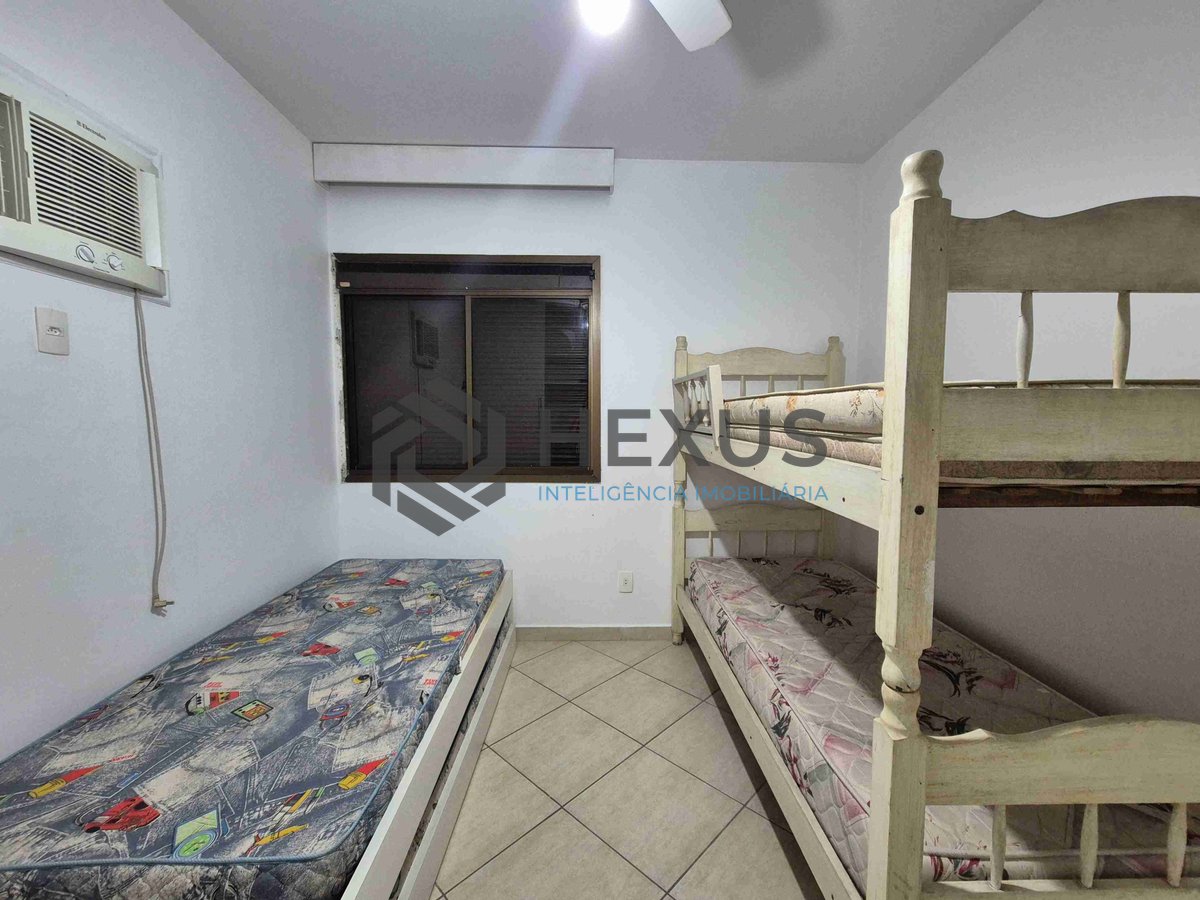 Foto 13 de Apartamento com varanda e lazer na Praia das Pitangueiras, Guaruja