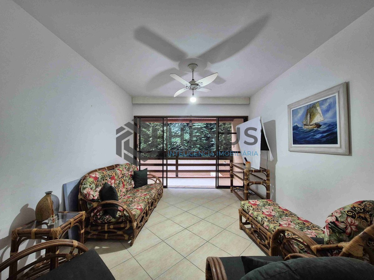 Foto 3 de Apartamento com varanda e lazer na Praia das Pitangueiras, Guaruja