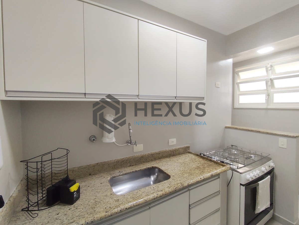 Foto 24 de Apartamento reformado com varanda vista mar na beira mar da Praia das Asturias, Guaruja