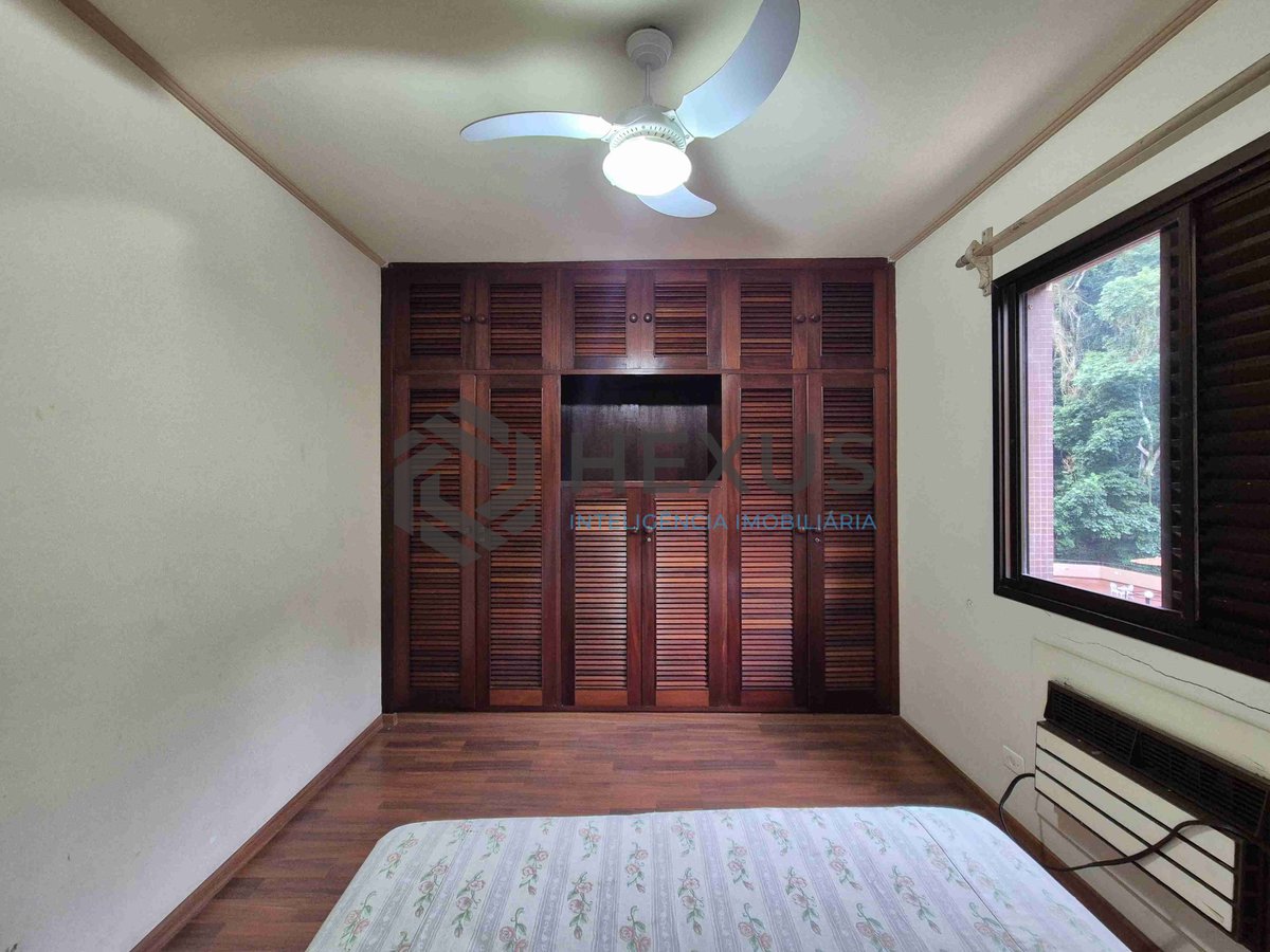 Foto 11 de Apartamento com varanda na Praia das Pitangueiras, Guaruja