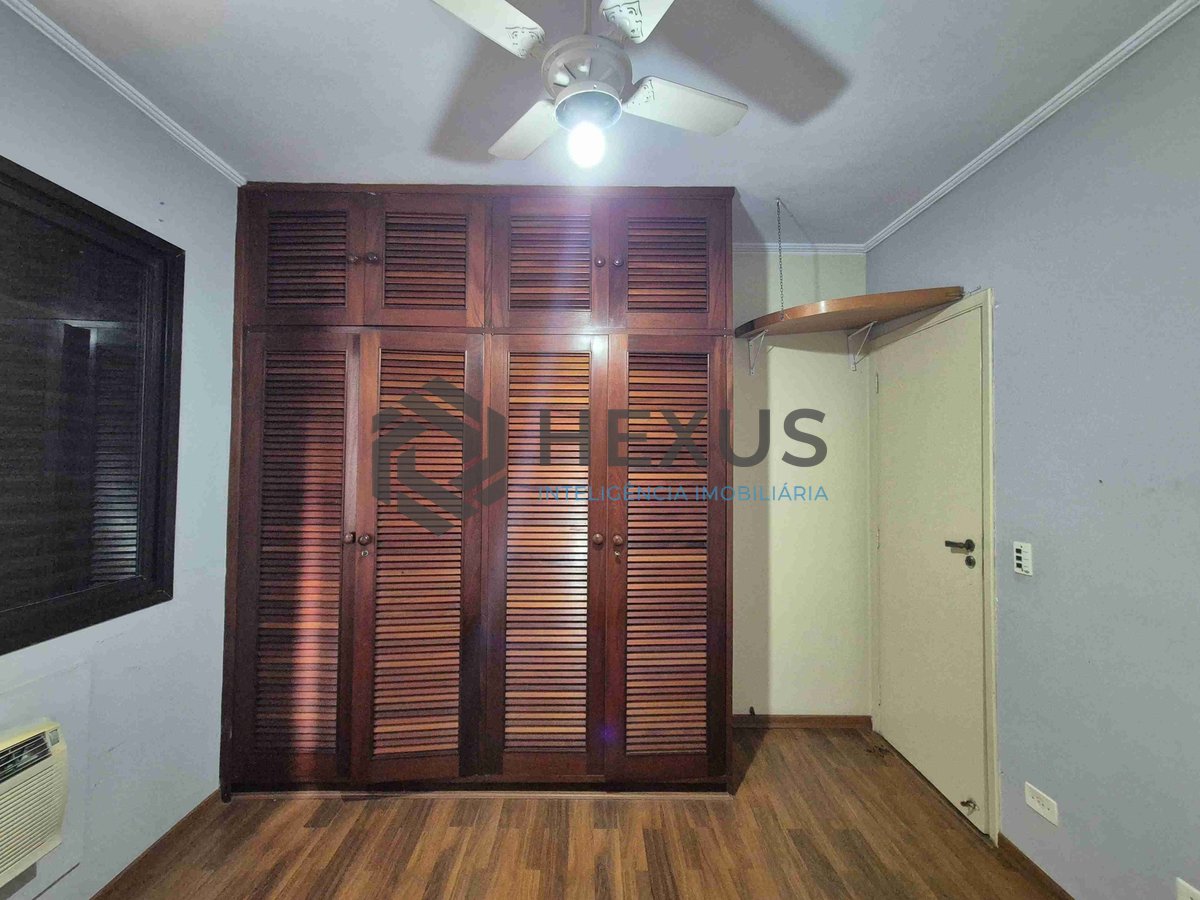 Foto 21 de Apartamento com varanda na Praia das Pitangueiras, Guaruja