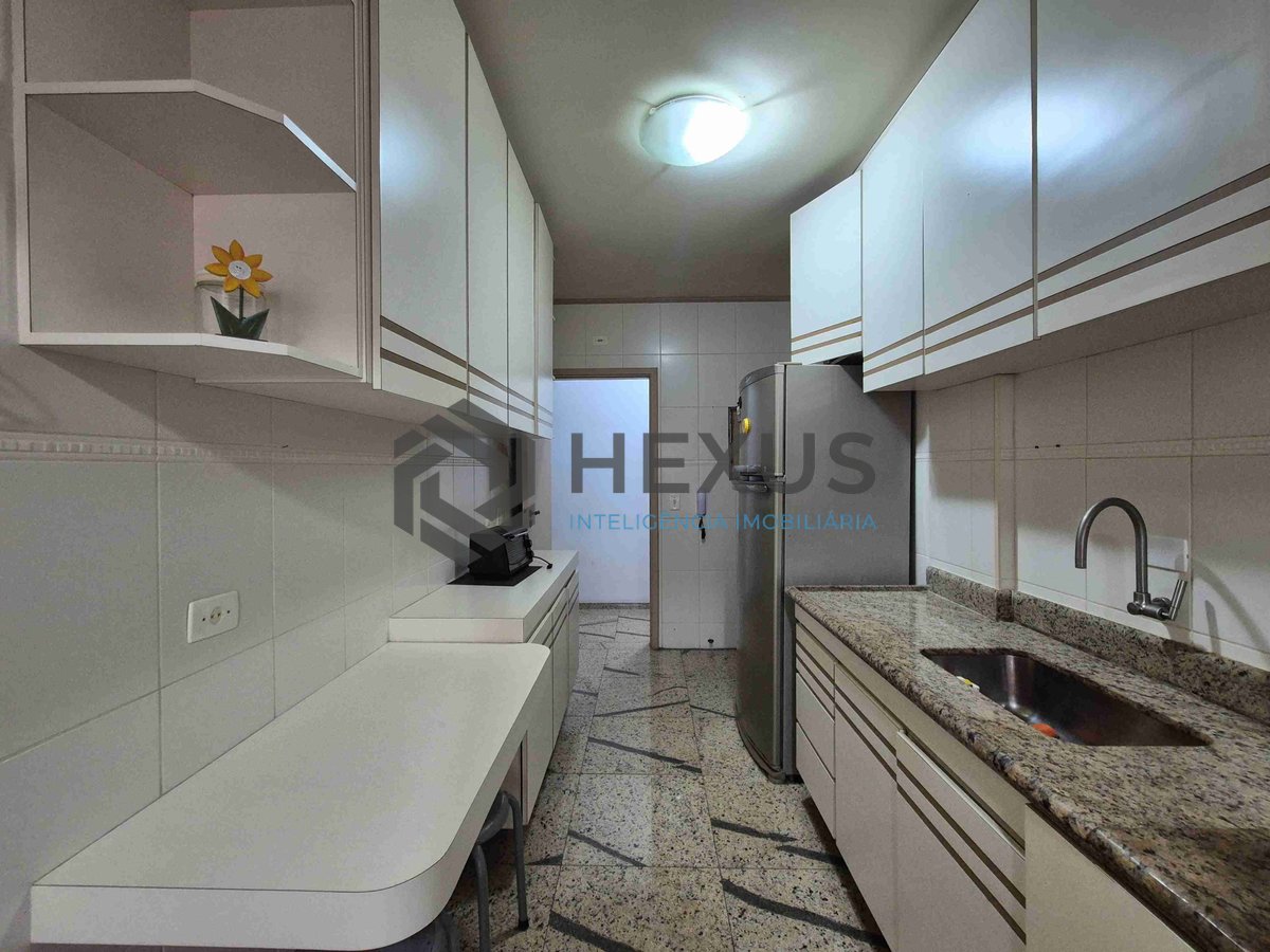Foto 29 de Apartamento com varanda na Praia das Pitangueiras, Guaruja