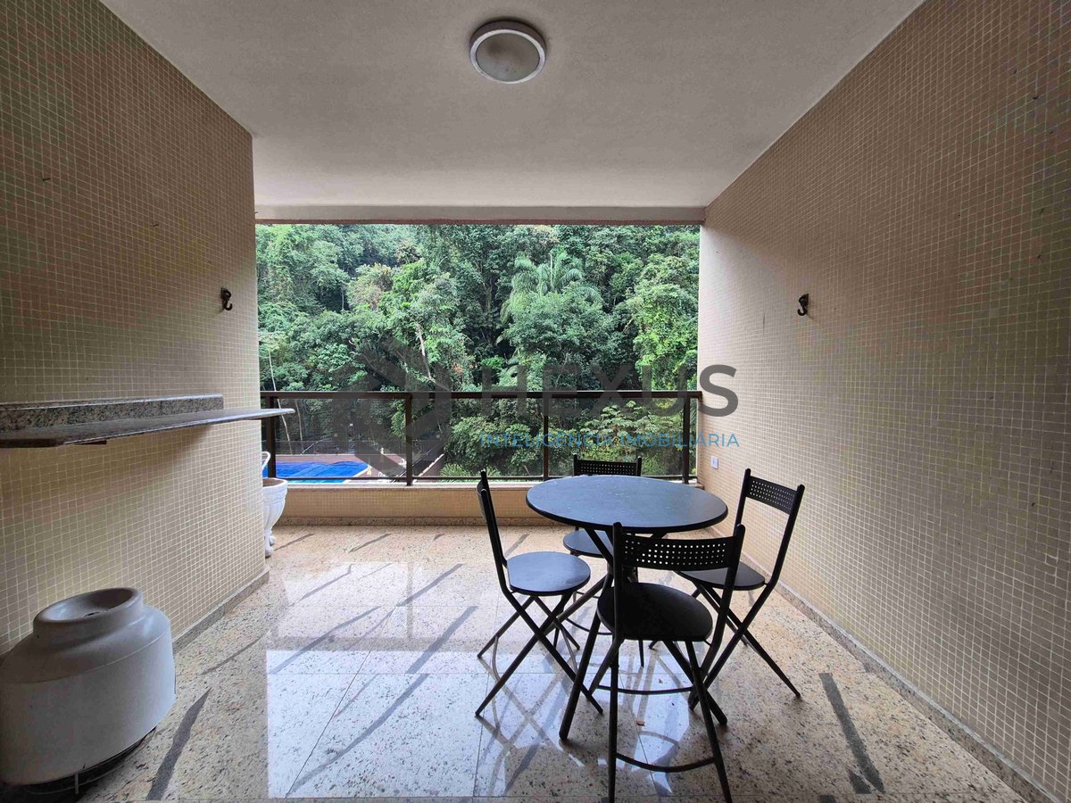 Foto 5 de Apartamento com varanda na Praia das Pitangueiras, Guaruja