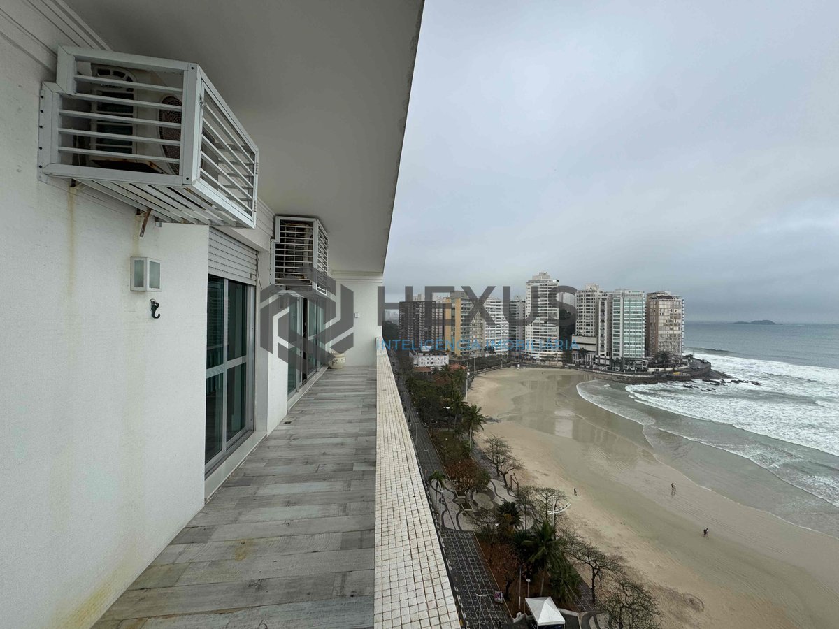 Foto 15 de Apartamento frente mar com varanda e vista mar na Praia das Pitangueiras, Guaruja
