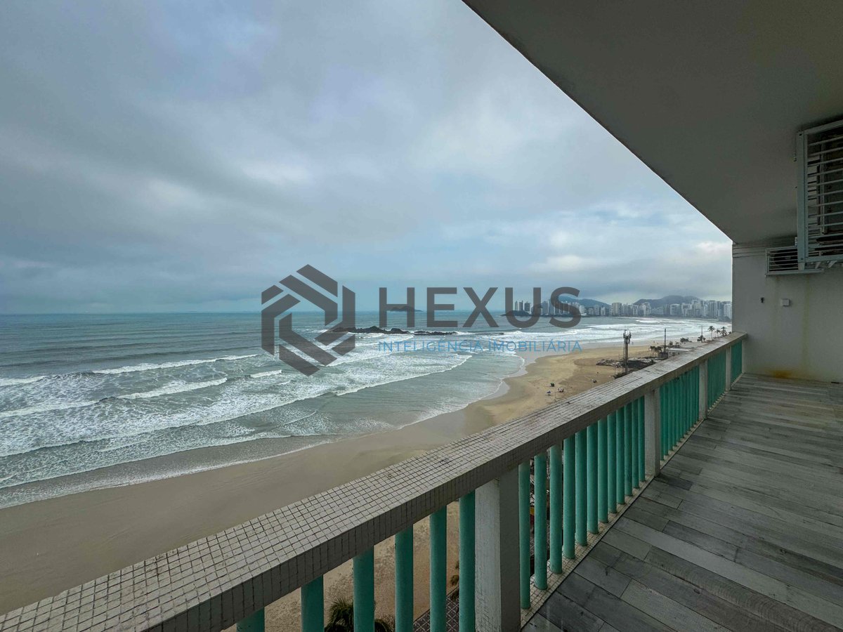 Foto 18 de Apartamento frente mar com varanda e vista mar na Praia das Pitangueiras, Guaruja