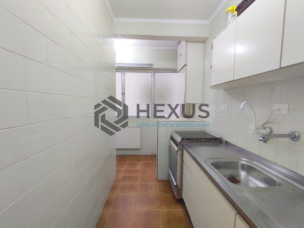 Foto 18 de Apartamento mobiliado a duas quadras da Praia das Pitangueiras, Guaruja