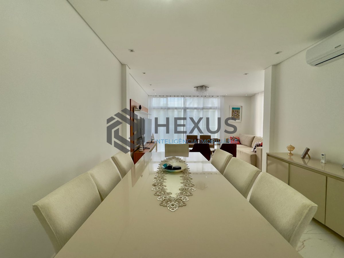 Foto 9 de Apartamento frente mar reformado com lazer na Praia das Pitangueiras, Guaruja