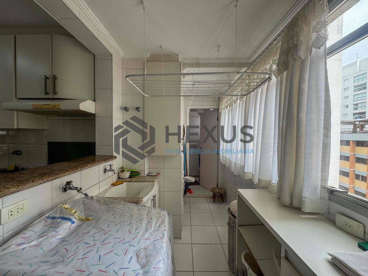 Foto 25 de Apartamento com Varanda na Praia das Pitangueiras, Hexus