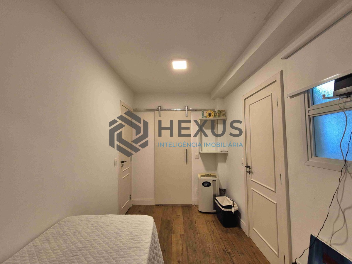 Foto 40 de Apartamento frente mar com lazer de clube varanda gourmet e vaga náutica na Praia da Enseada, Guaruja