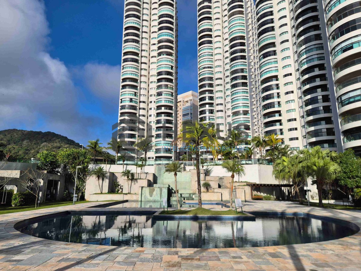 Foto 69 de Apartamento frente mar com lazer de clube varanda gourmet e vaga náutica na Praia da Enseada, Guaruja