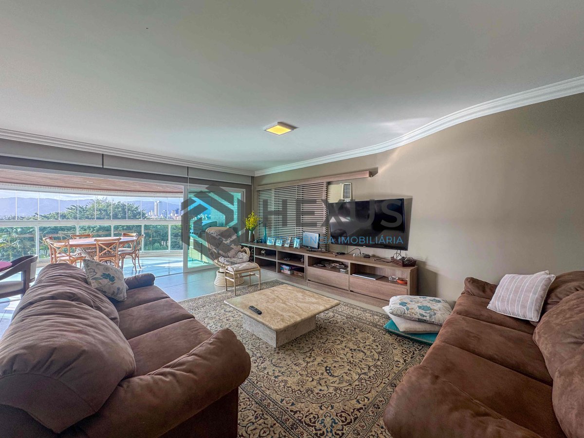Foto 9 de Apartamento frente mar com lazer de clube varanda gourmet e vaga náutica na Praia da Enseada, Guaruja