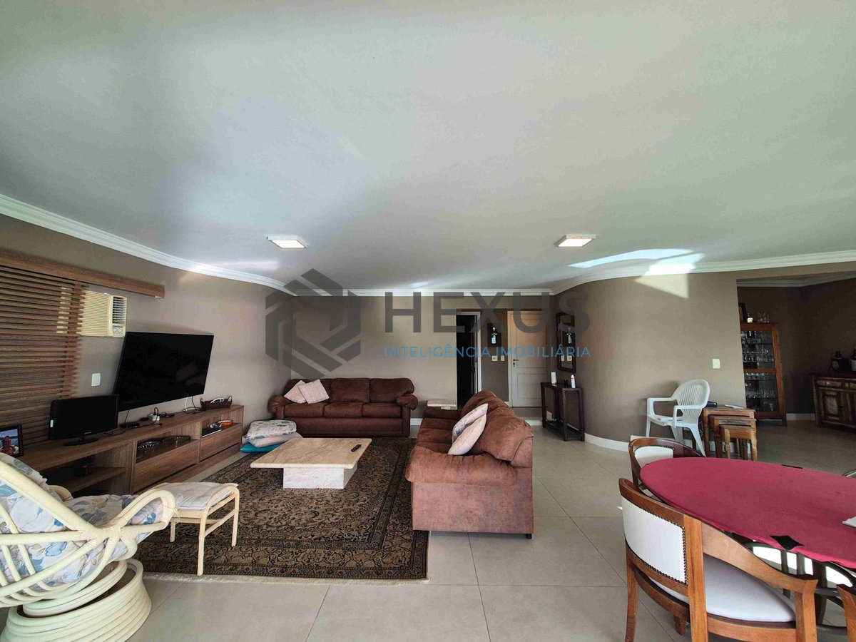 Foto 10 de Apartamento frente mar com lazer de clube varanda gourmet e vaga náutica na Praia da Enseada, Guaruja
