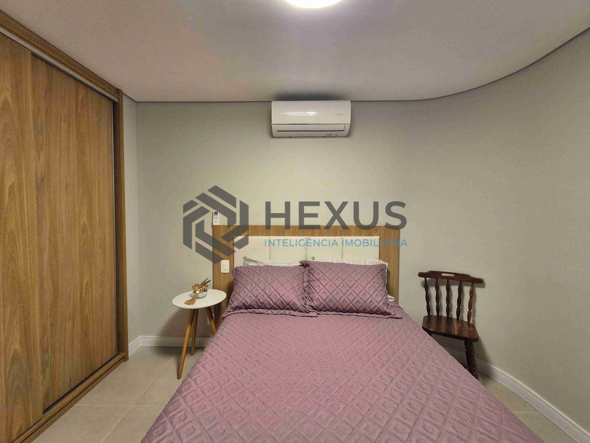 Foto 29 de Apartamento reformado frente mar com lazer de clube e varanda gourmet na Praia da Enseada, Guaruja
