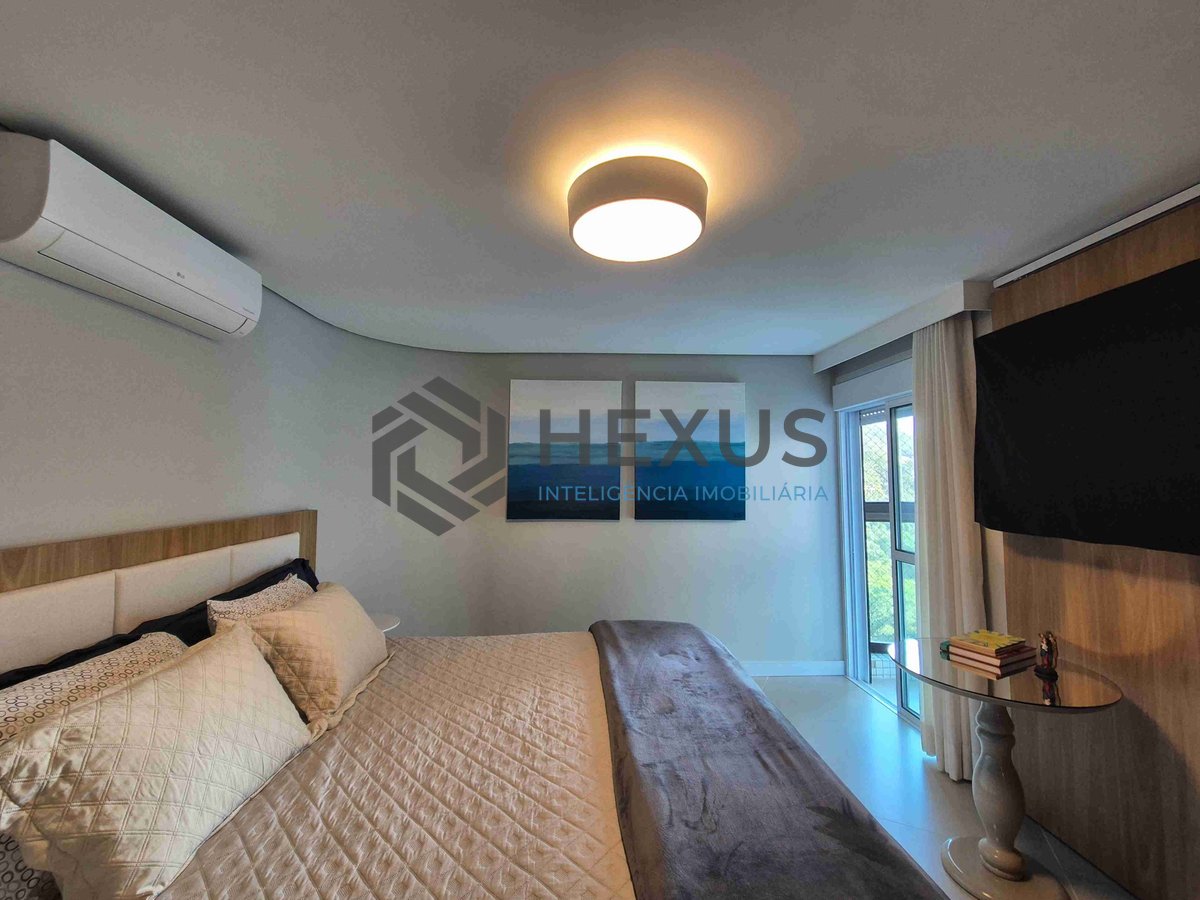 Foto 44 de Apartamento reformado frente mar com lazer de clube e varanda gourmet na Praia da Enseada, Guaruja