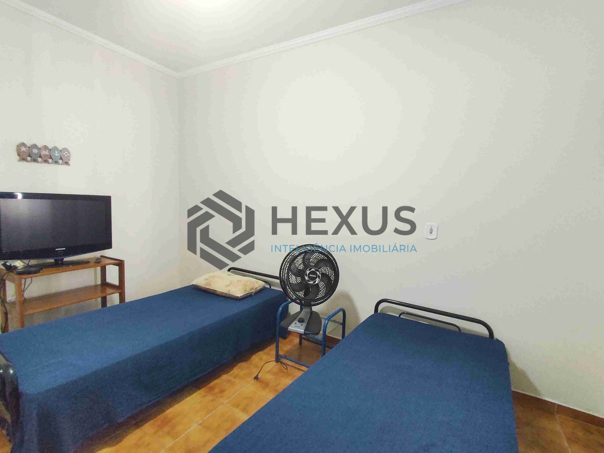 Foto 12 de Apartamento com varanda e lazer na Praia das Asturias, Guaruja